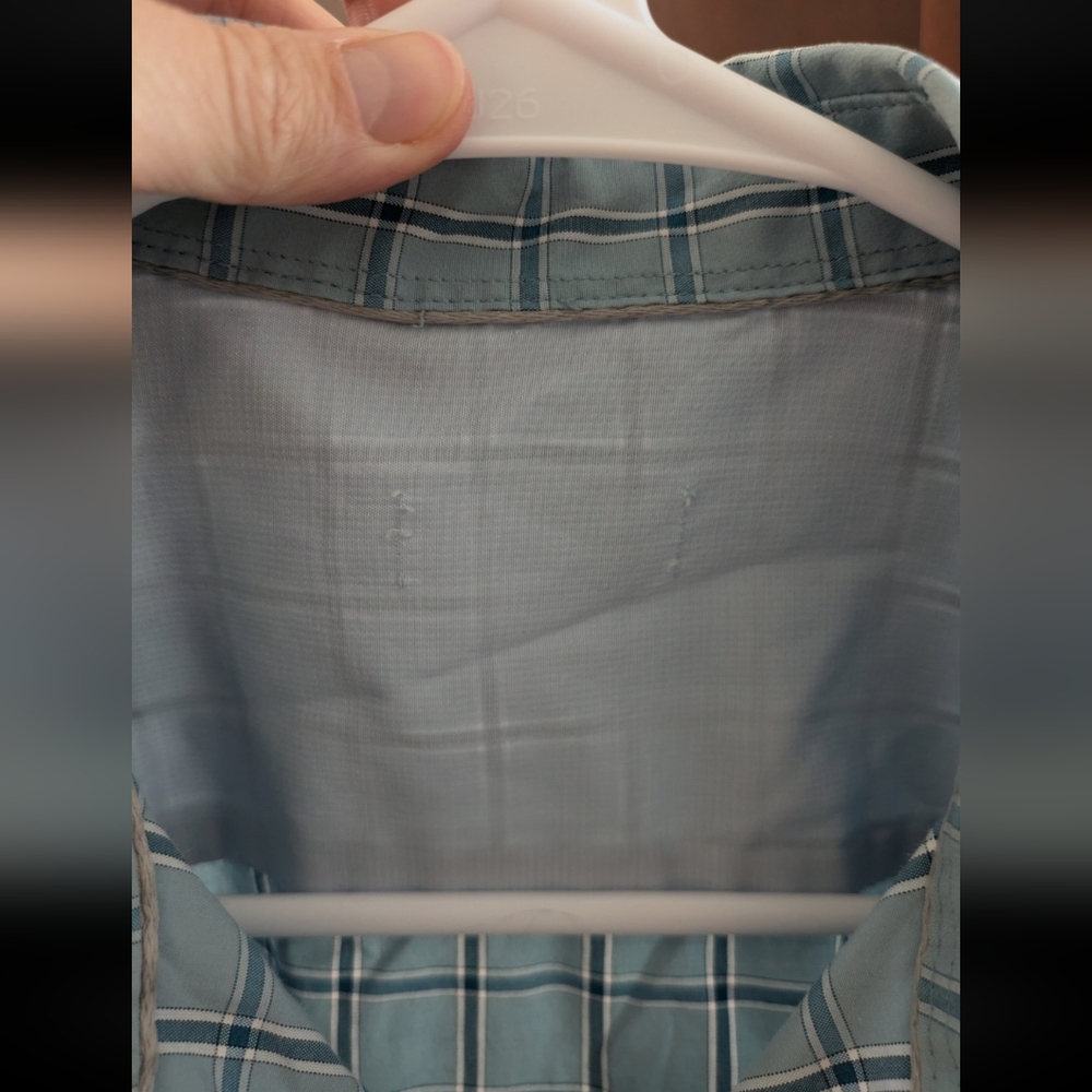 Button down - Picture 5 of 5